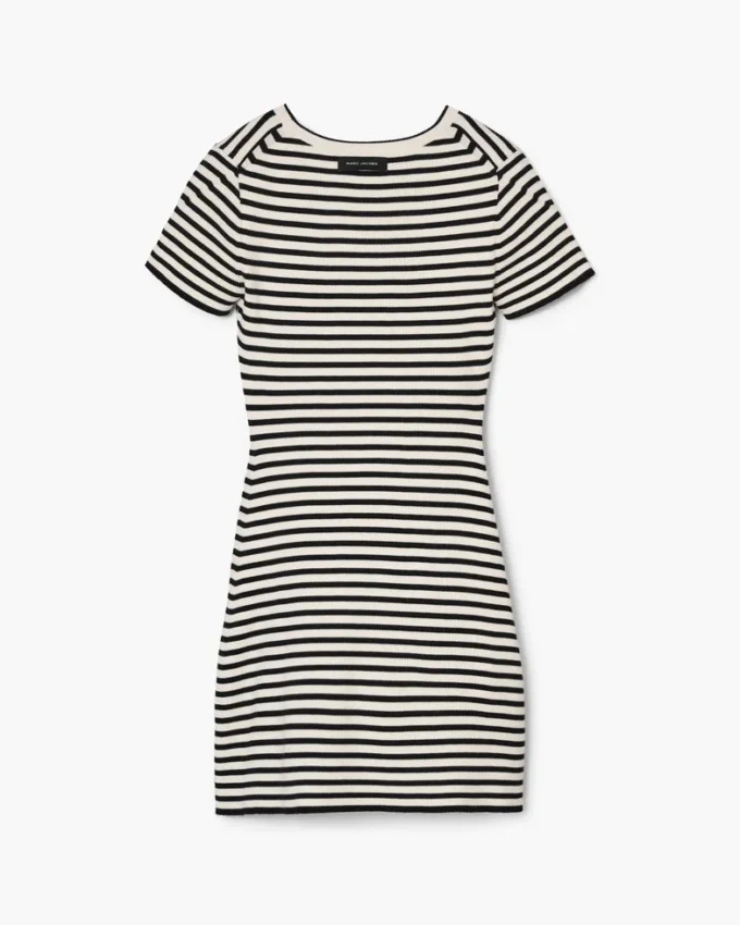 Abito in maglia con cuciture Abito in maglia con cuciture