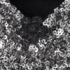 Abito in maglia con scollo a V e paillettes Abito in maglia con scollo a V e paillettes