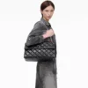 Borsa a tracolla convertibile XL trapuntata Borsa a tracolla convertibile XL trapuntata