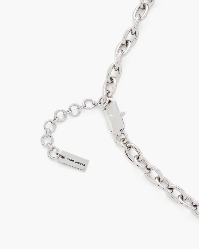 Collana con ciondolo adesivo