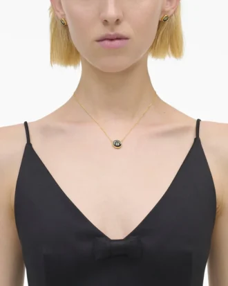 Collana con pendente a bottone