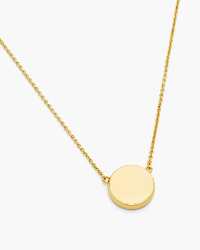 Collana con pendente a bottone Collana con pendente a bottone