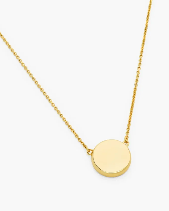 Collana con pendente a bottone Collana con pendente a bottone
