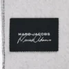 Derrick Adams X Marc Jacobs Sciarpa in lana con motivo a dadi Derrick Adams X Marc Jacobs Sciarpa in lana con motivo a dadi
