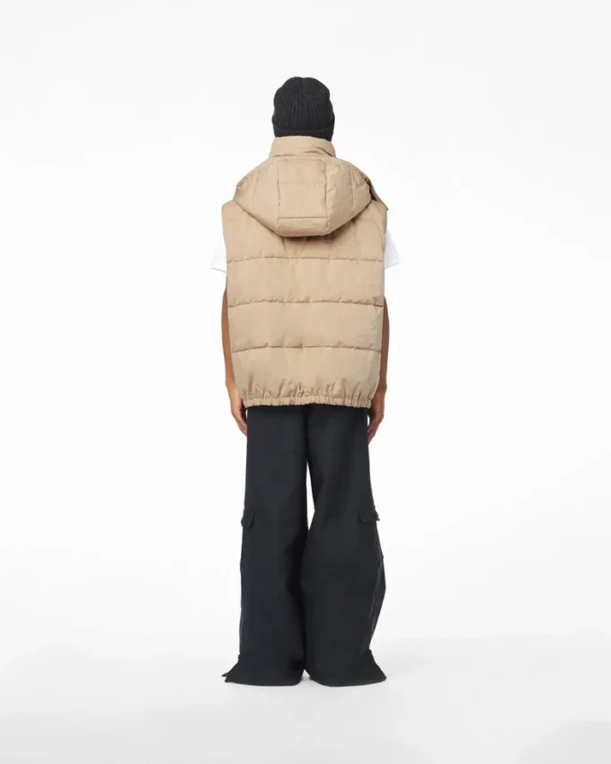 Il gilet imbottito oversize