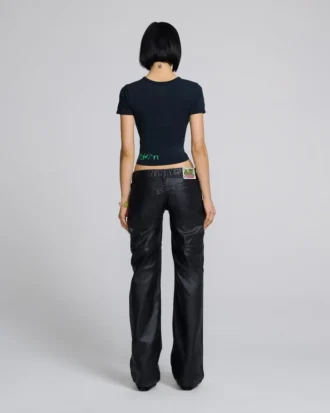 Jeans rivestiti con zip frontale