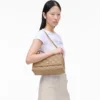 La borsa a tracolla convertibile doppia trapuntata La borsa a tracolla convertibile doppia trapuntata