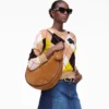 La borsa hobo grande in pelle scamosciata