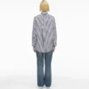 La camicia a righe La camicia a righe