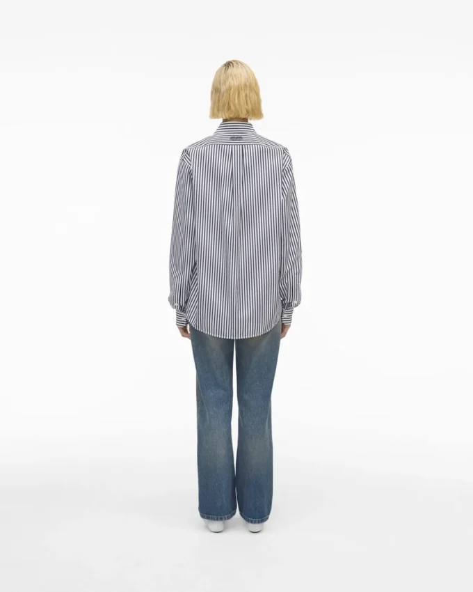 La camicia a righe La camicia a righe
