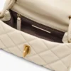 La mini borsa a doppia tracolla trapuntata La mini borsa a doppia tracolla trapuntata