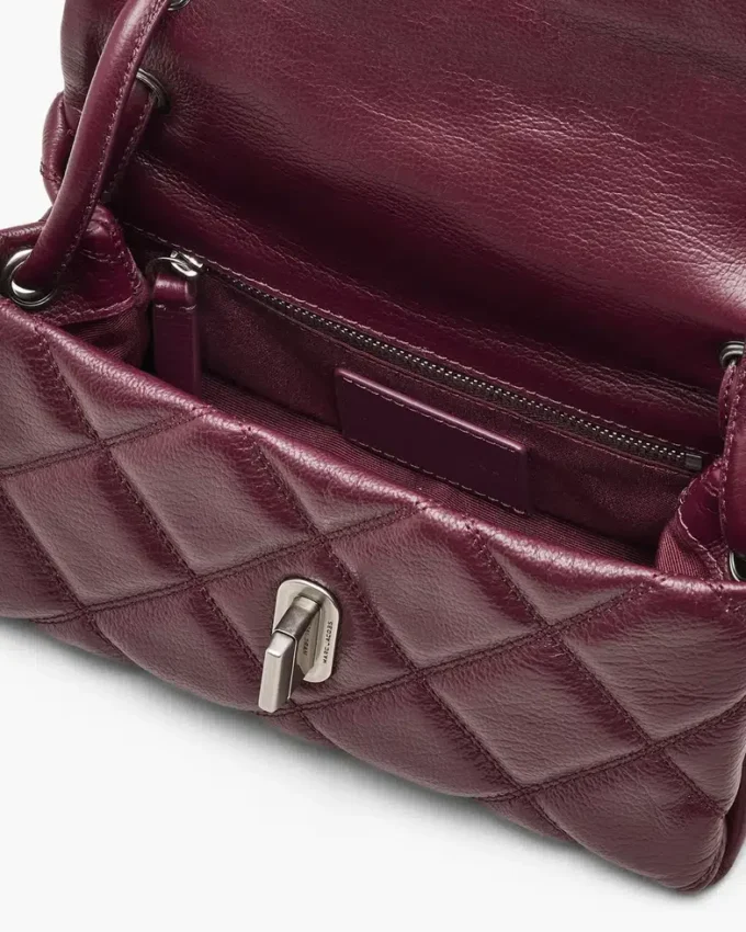 La mini borsa a doppia tracolla trapuntata
