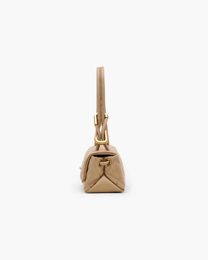 La mini borsa a doppia tracolla trapuntata La mini borsa a doppia tracolla trapuntata