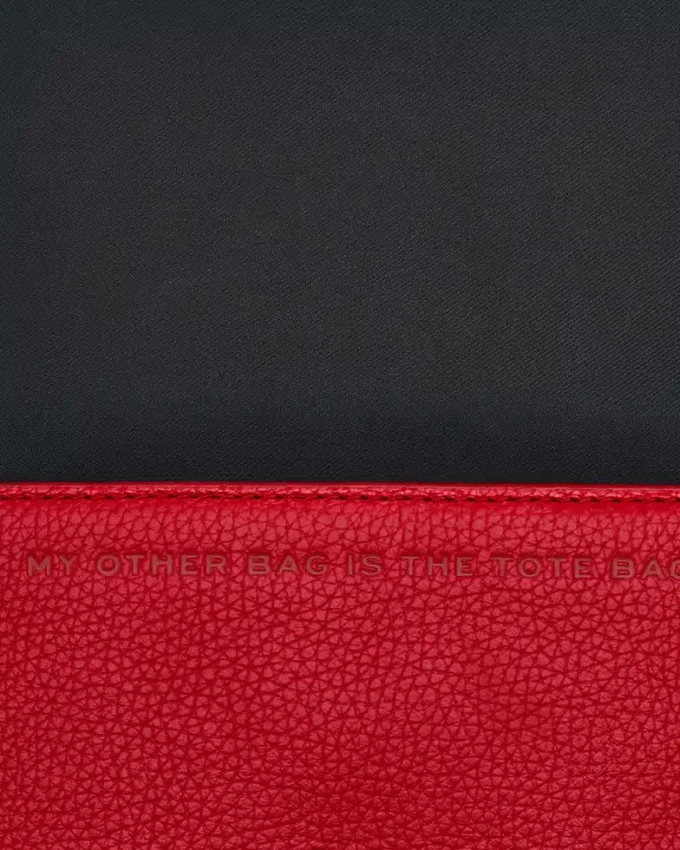 La mini borsa in pelle La mini borsa in pelle