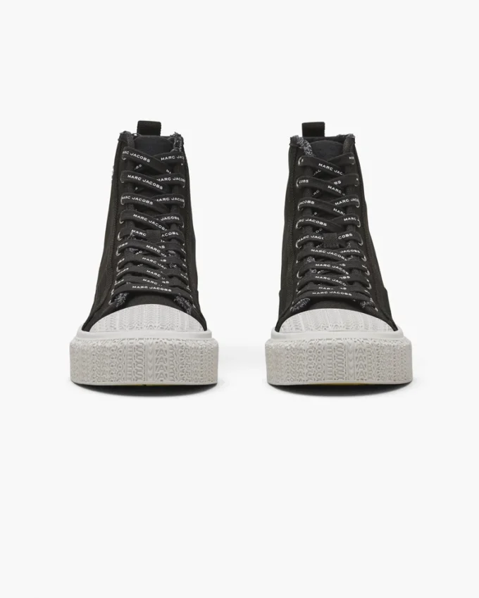 Le sneakers alte Le sneakers alte
