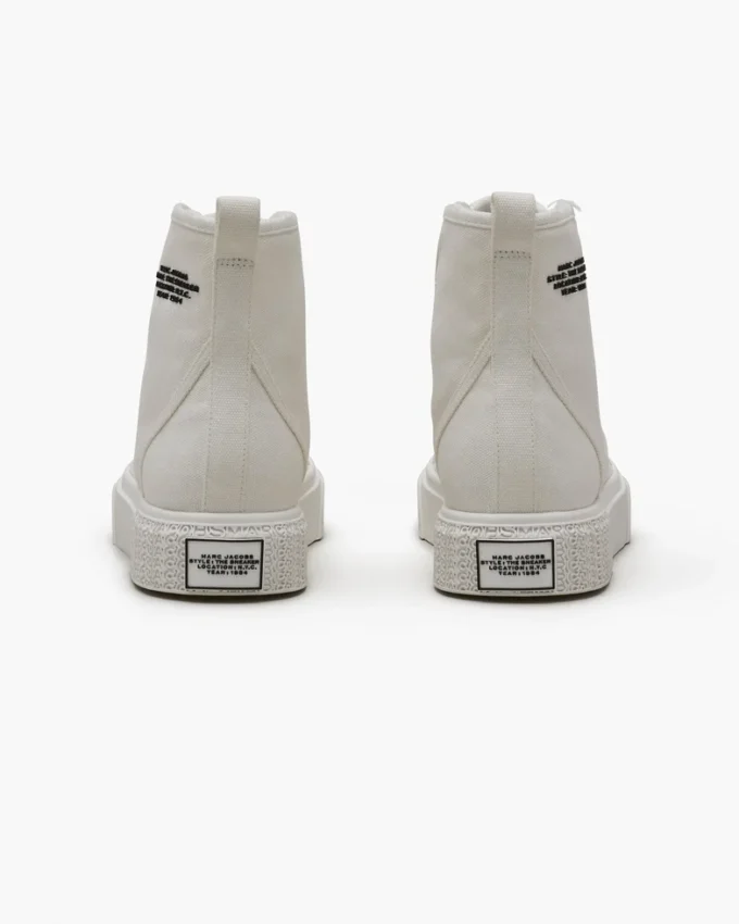 Le sneakers alte Le sneakers alte