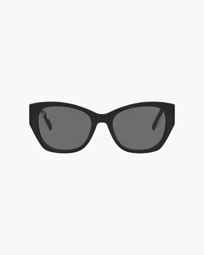 Occhiali da sole cat-eye squadrati con logo audace Occhiali da sole cat-eye squadrati con logo audace