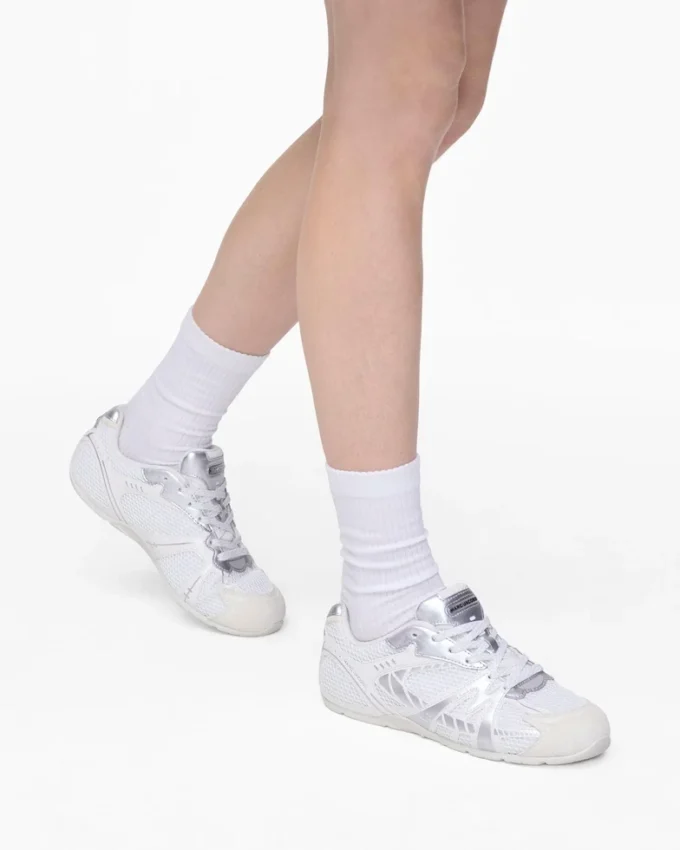 Sneaker 72 Spring Sneaker 72 Spring