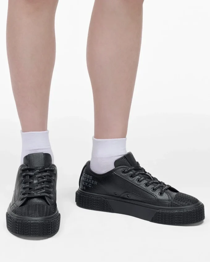 Sneaker in pelle Sneaker in pelle