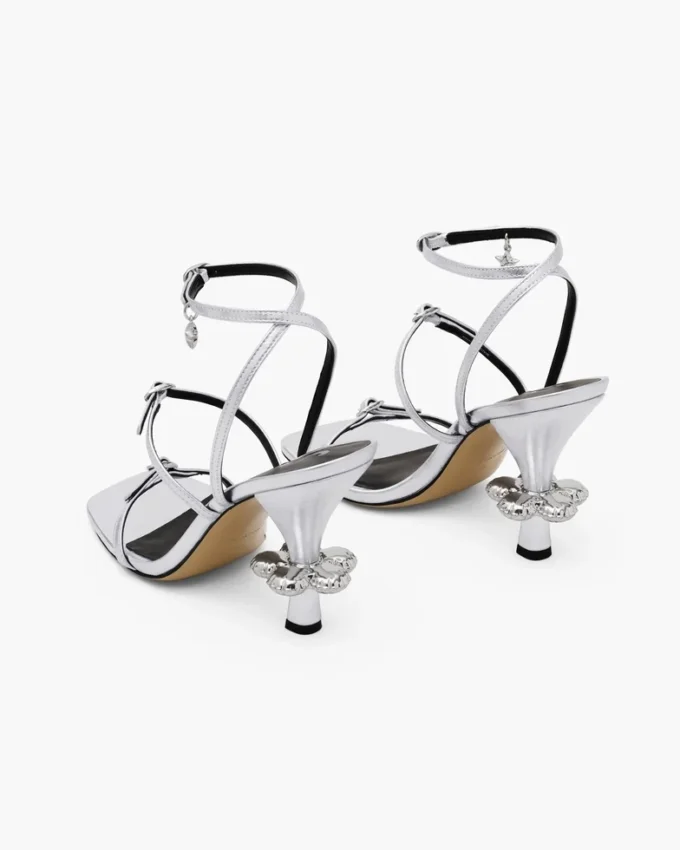 Tacco metallico in pelle con Daisy