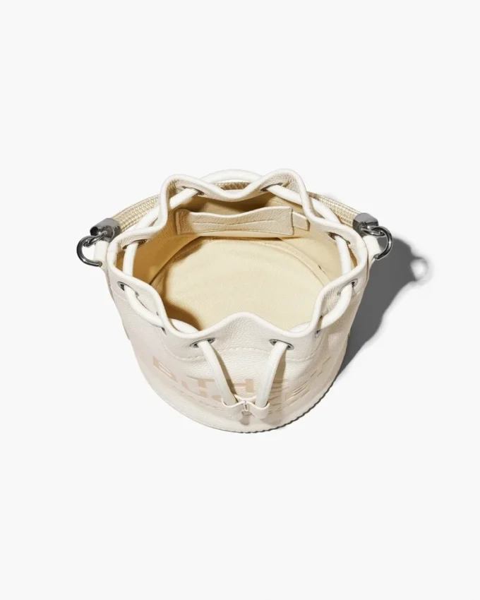 The Bucket Bag in pelle The Bucket Bag in pelle