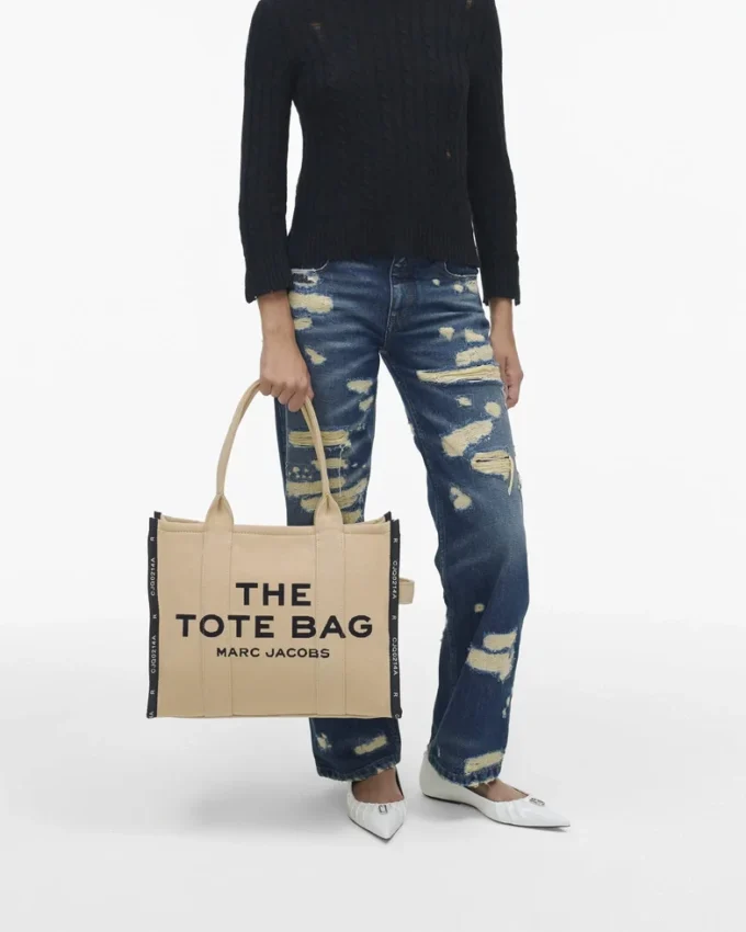 The large jacquard Tote Bag