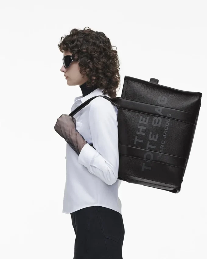 The large Tote Bag in pelle The large Tote Bag in pelle