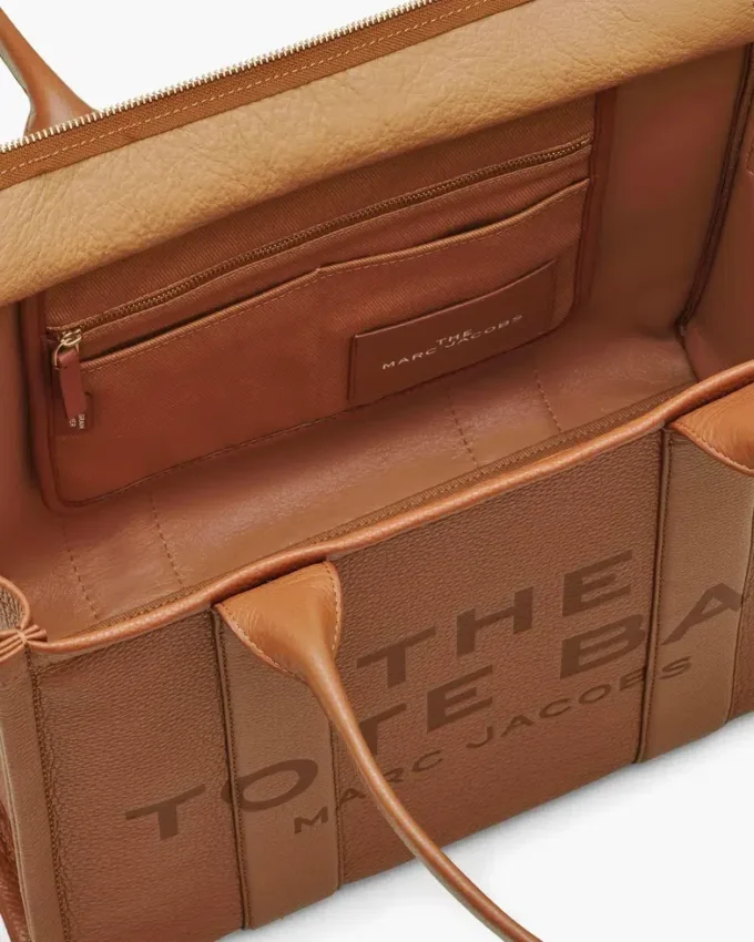 The large Tote Bag in pelle The large Tote Bag in pelle