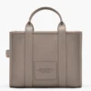 The medium Tote Bag in pelle