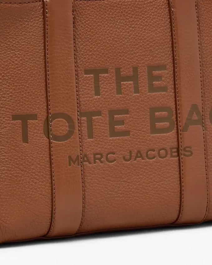 The medium Tote Bag in pelle