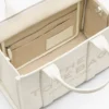 The medium Tote Bag in pelle The medium Tote Bag in pelle