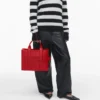 The medium Tote Bag in pelle The medium Tote Bag in pelle