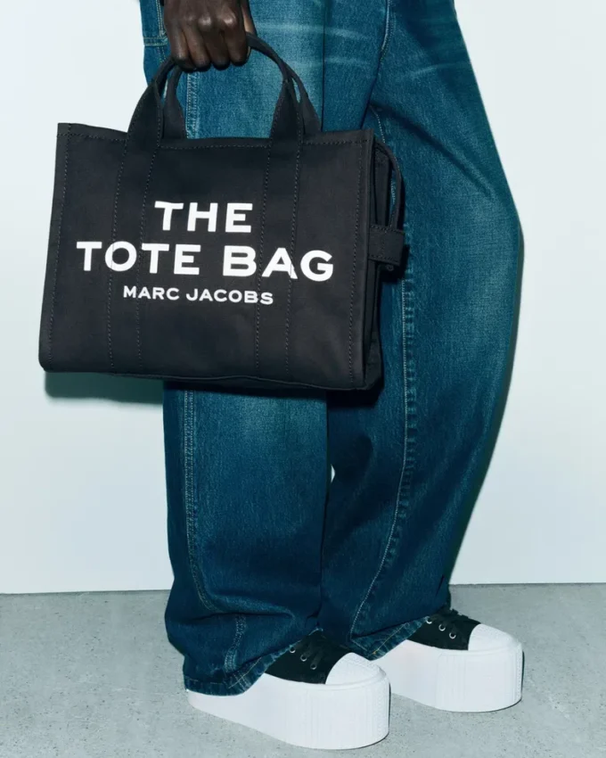 The medium Tote Bag in tela