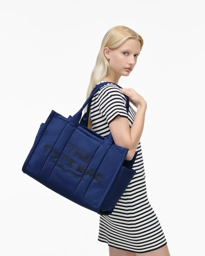The Puffy Nylon Tote Bag grande The Puffy Nylon Tote Bag grande