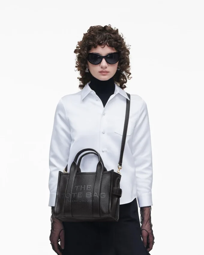 The small Tote Bag in leather The small Tote Bag in leather