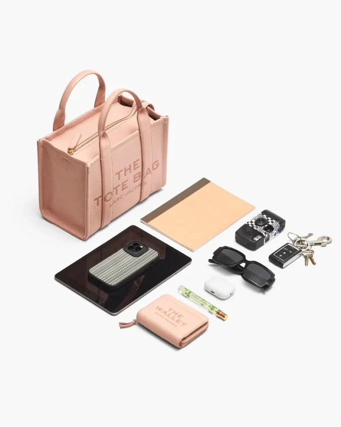 The small Tote Bag in leather The small Tote Bag in leather