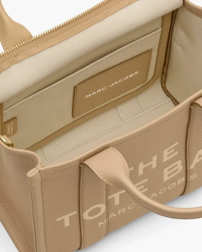 The small Tote Bag in leather The small Tote Bag in leather
