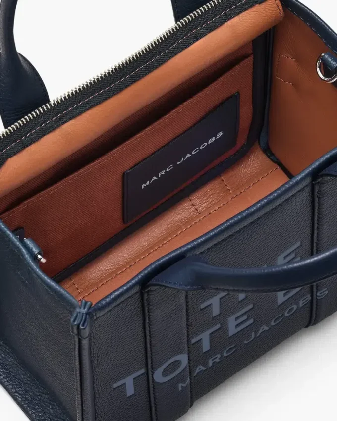 The small Tote Bag in leather The small Tote Bag in leather