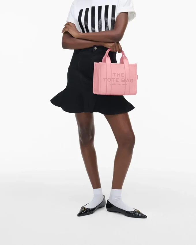 The small Tote Bag in leather The small Tote Bag in leather