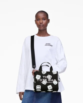 The Tote Bag piccola in tela Derrick Adams X Marc Jacobs The Tote Bag piccola in tela Derrick Adams X Marc Jacobs