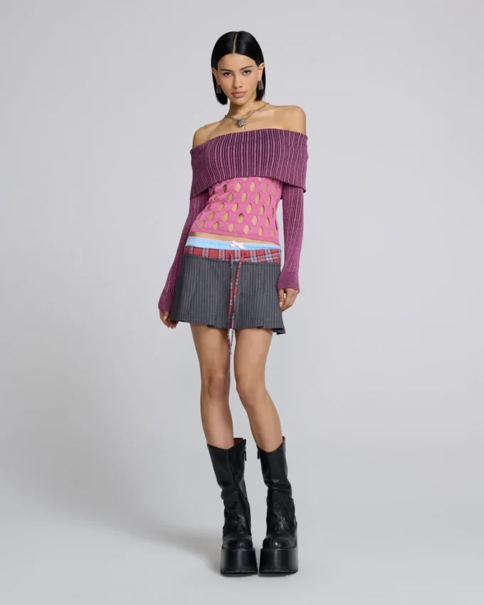 Top con spalle scoperte in maglia traforata