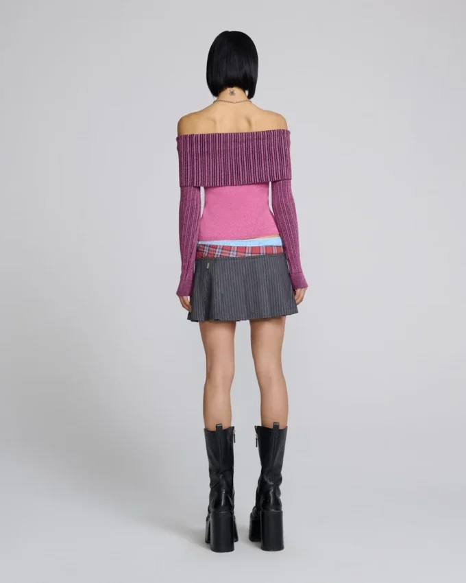 Top con spalle scoperte in maglia traforata